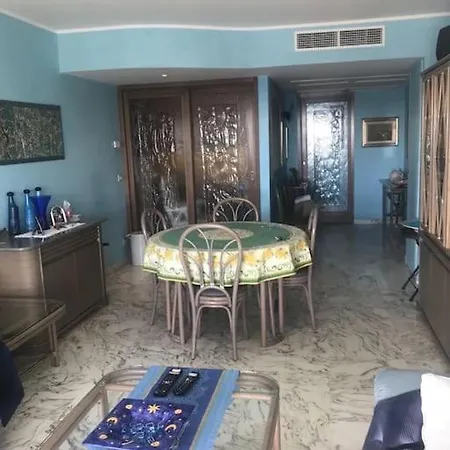 Grande E Comodo, Terrazzo Vista Mare Apartment Menton